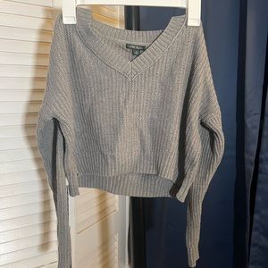 Cropped Basic Grey V-Neck Sweater, Size XS